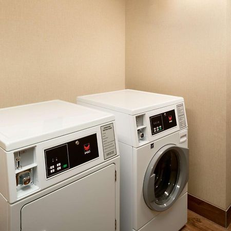 Hampton Inn Кейнаб Екстериор снимка