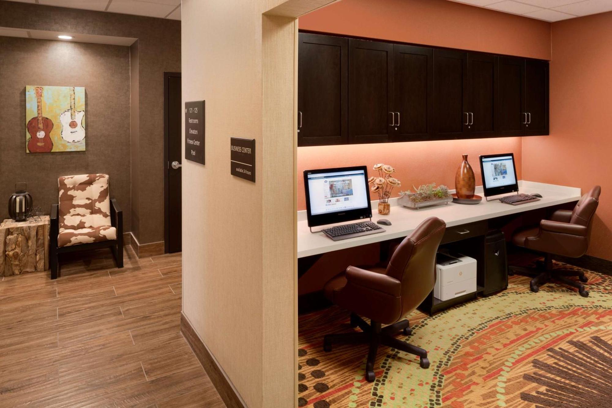 Hampton Inn Кейнаб Екстериор снимка