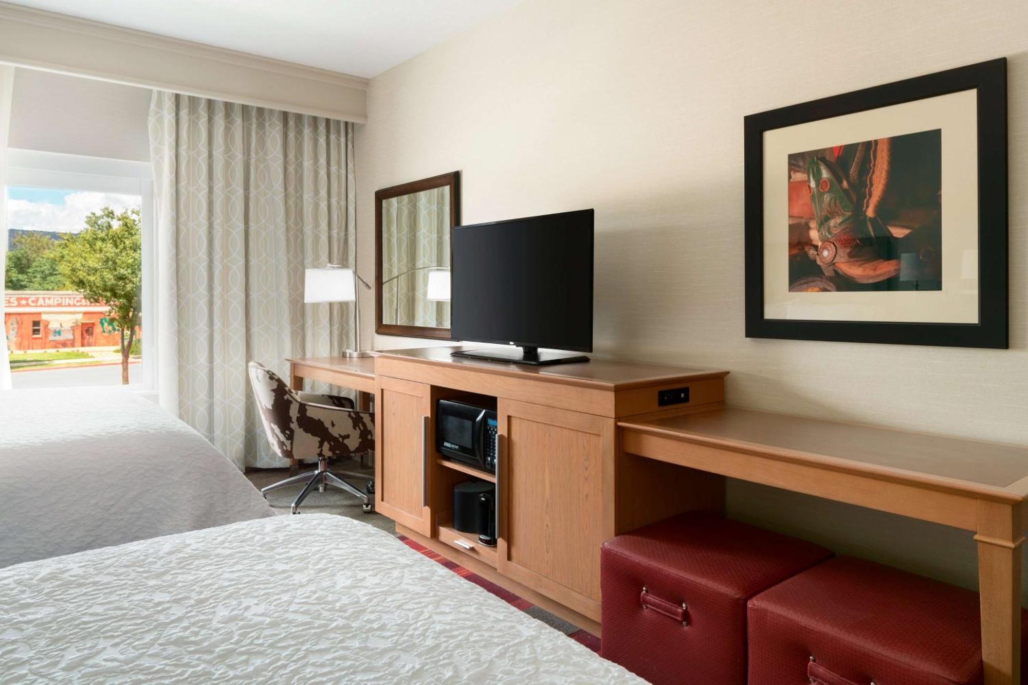 Hampton Inn Кейнаб Екстериор снимка
