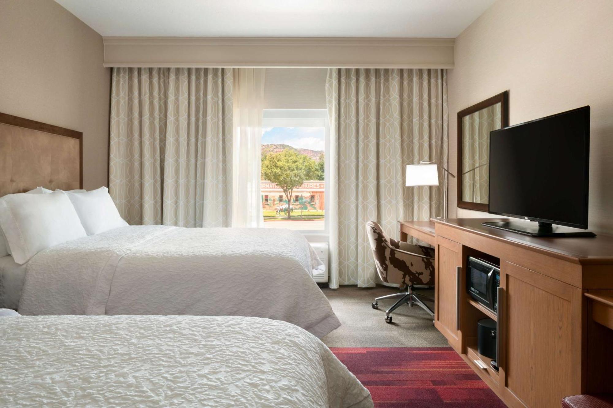 Hampton Inn Кейнаб Екстериор снимка