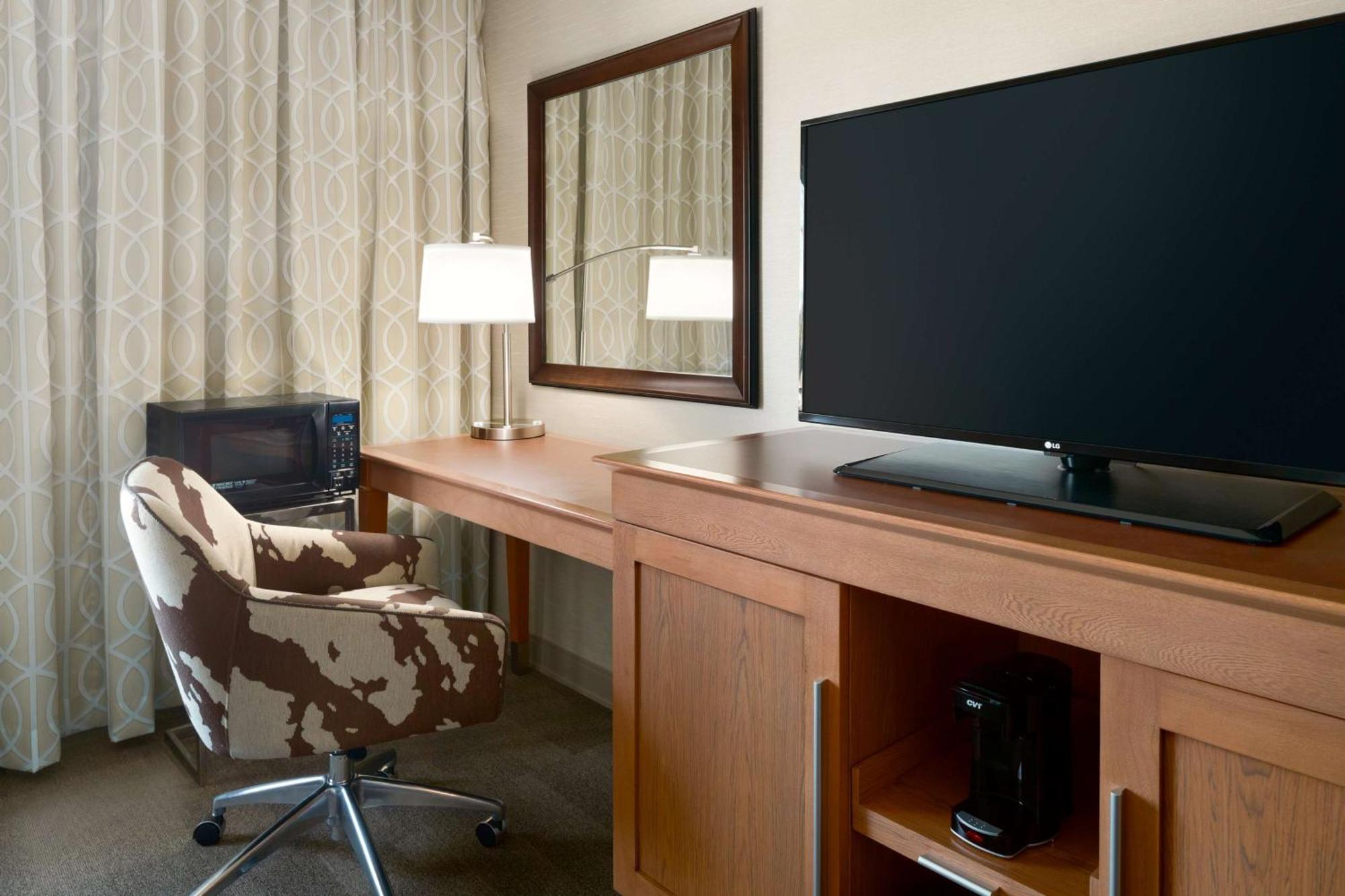Hampton Inn Кейнаб Екстериор снимка